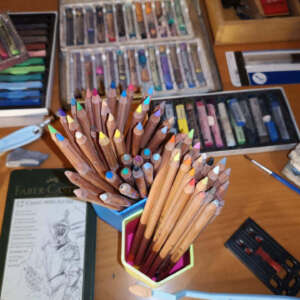 whatewa-art-zeichen-stifte-pastelkreide-studio Meine Werkzeuge im Studio